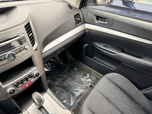 Used 2012 Subaru Outback 2.5i w/ Alloy Wheel Pkg image 20