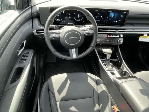 New 2026 Hyundai Tucson SEL image 11