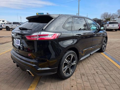 Used 2019 Ford Edge ST w/ Convenience Package AWD/4WD image 5