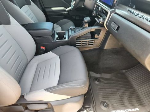 Used 2024 Toyota Tacoma TRD Sport RWD image 14