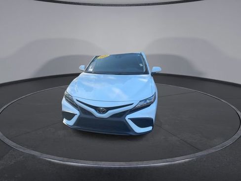 Used 2023 Toyota Camry SE FWD image 6