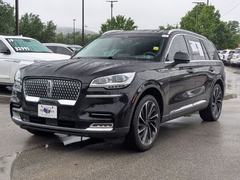 Used 2023 Lincoln Aviator Reserve w/ Equipment Group 201A AWD/4WD image 7