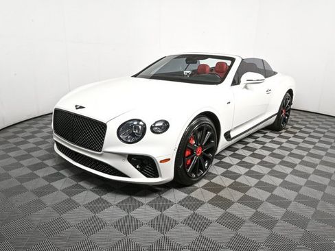 Used 2021 Bentley Continental GT image 7