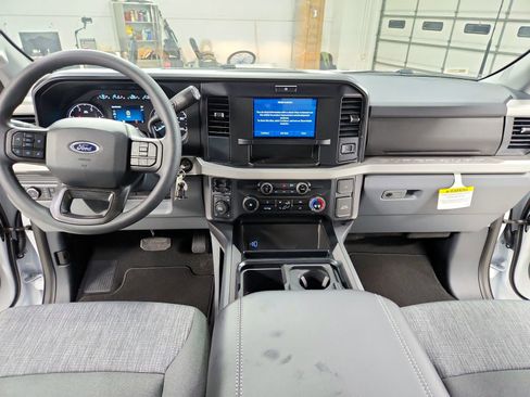 New 2026 Ford F250 XLT image 25