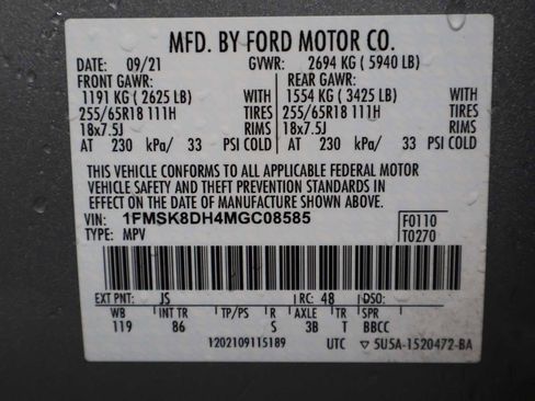 Used 2021 Ford Explorer XLT AWD/4WD image 39