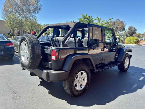 Used 2013 Jeep Wrangler Unlimited Sport AWD/4WD image 13