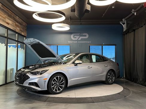 Used 2023 Hyundai Sonata Limited image 25