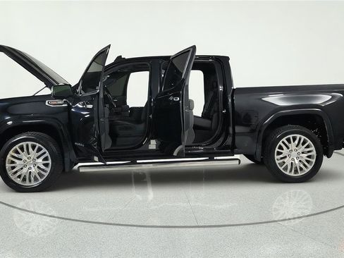 Used 2020 GMC Sierra 1500 Denali w/ Denali Ultimate Package AWD/4WD image 6