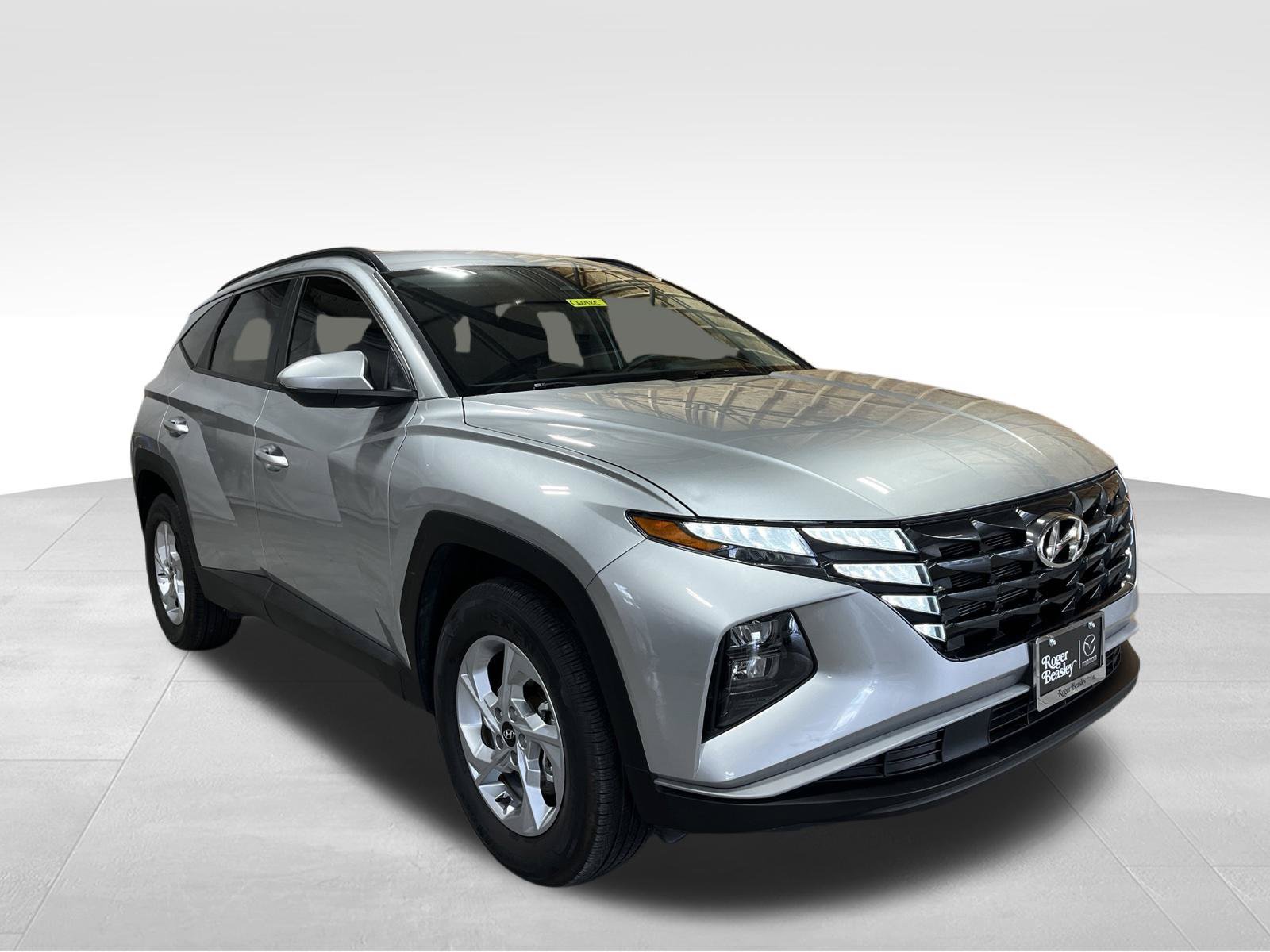 Used 2024 Hyundai Tucson SEL AWD/4WD image 3