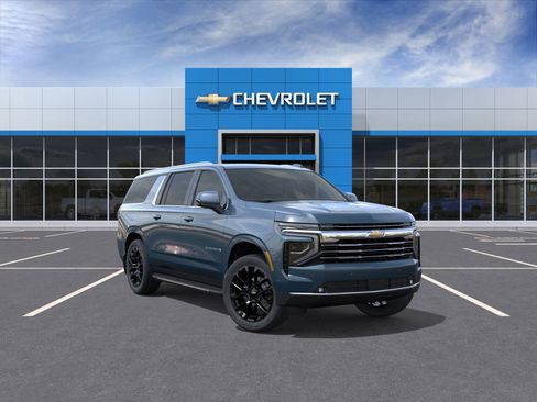 New 2026 Chevrolet Suburban LT image 1