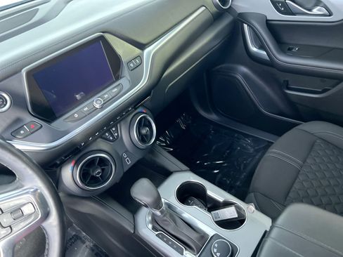 Used 2021 Chevrolet Blazer LT w/ Midnight/Sport Edition FWD image 23