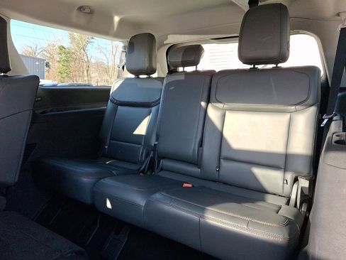 Certified 2025 Ford Expedition Max Active image 12