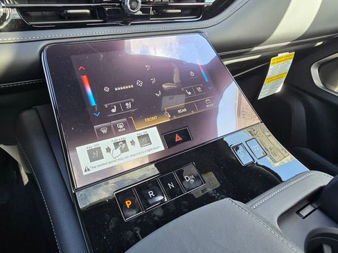 New 2025 INFINITI QX80 Autograph w/ Premium Cargo Package image 26