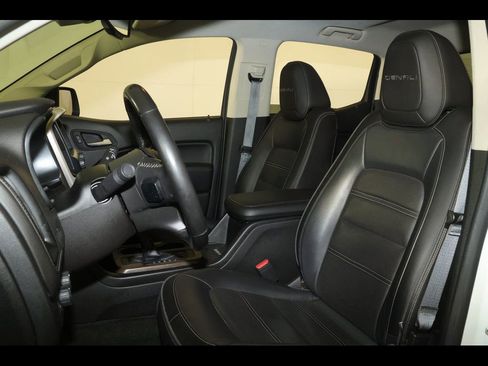 Used 2017 GMC Canyon Denali AWD/4WD image 2