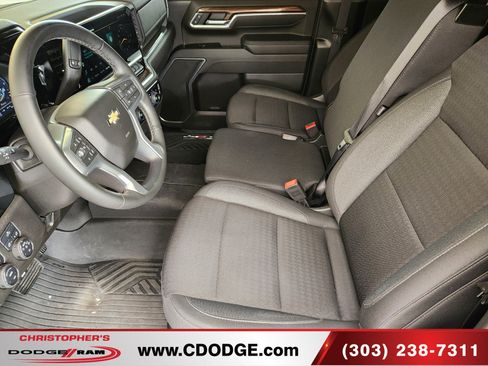 Used 2025 Chevrolet Silverado 2500 LT w/ Convenience Package AWD/4WD image 15