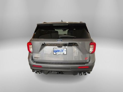 Used 2024 Ford Explorer ST w/ Technology Package image 5