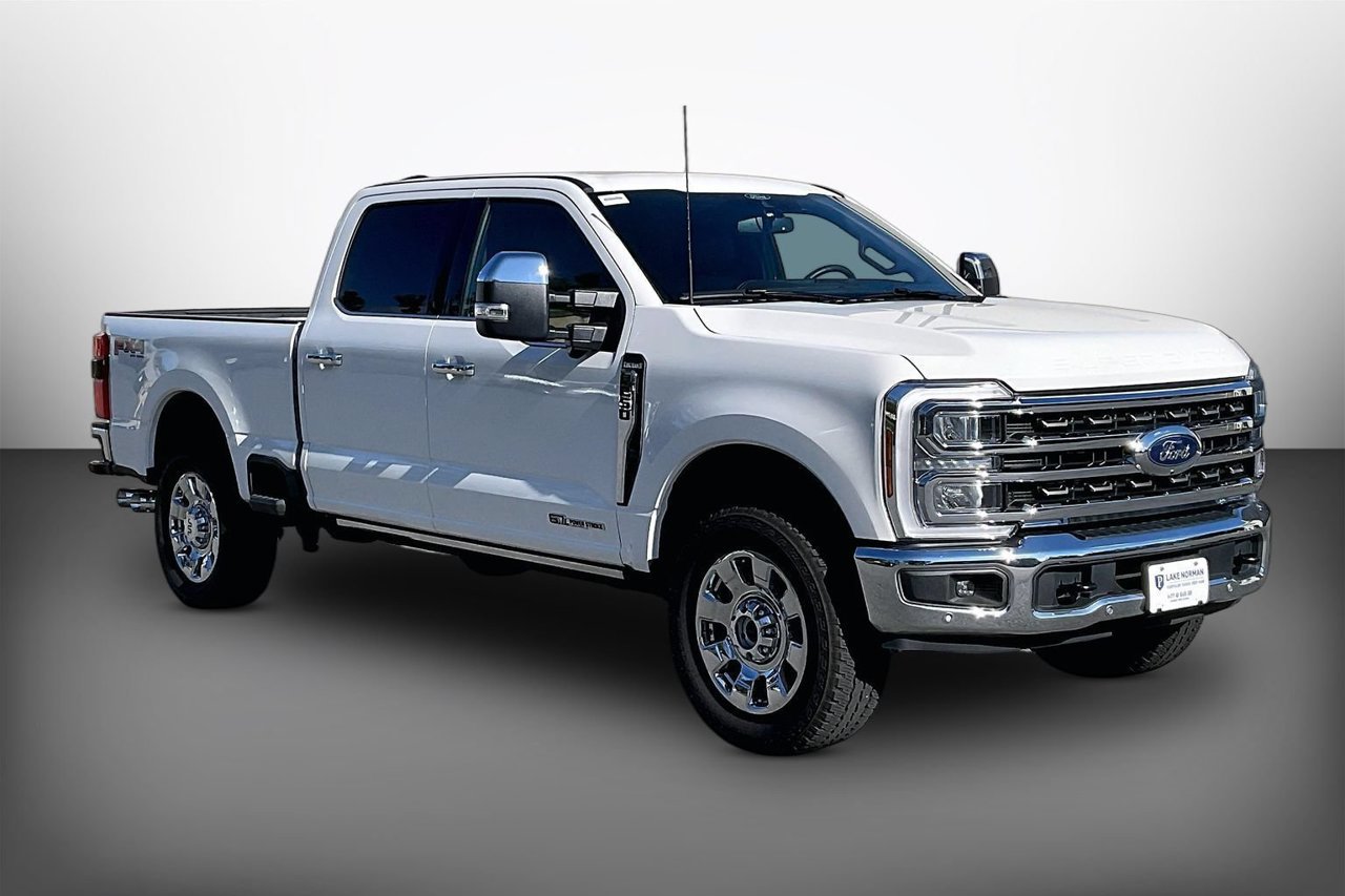 Used 2025 Ford F250 King Ranch w/ Chrome Package AWD/4WD image 1