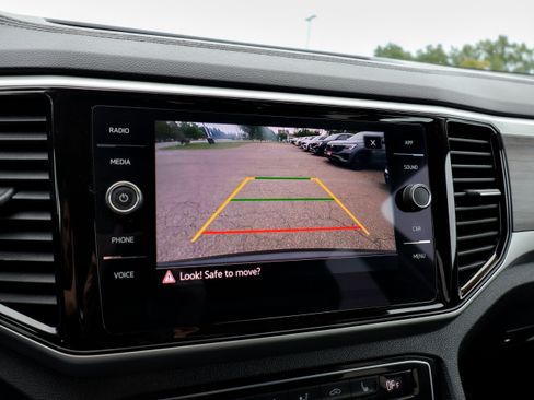 Certified 2023 Volkswagen Atlas SE AWD/4WD image 20