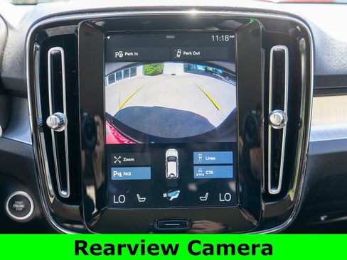 Used 2019 Volvo XC40 T5 Momentum AWD/4WD image 23
