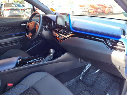 Certified 2022 Toyota C-HR XLE image 23