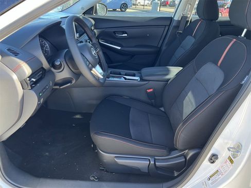 New 2025 Nissan Sentra SR image 15