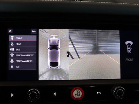 Used 2025 Porsche Macan GTS image 21