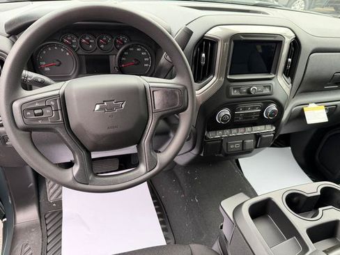 Used 2026 Chevrolet Silverado 1500 Custom Trail Boss AWD/4WD image 19