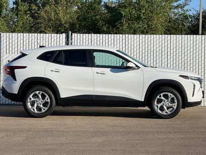 New 2026 Chevrolet Trax LS w/ LS Convenience Package