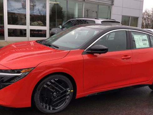 New 2026 Nissan Sentra SR w/ SR Premium Package image 5