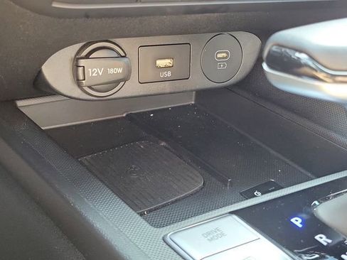 Certified 2025 Hyundai Elantra SEL w/ Cargo Package image 12