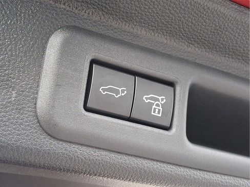 Used 2024 Toyota Sequoia Platinum image 28