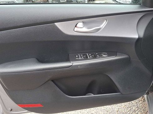 Used 2022 Kia Forte LXS image 25