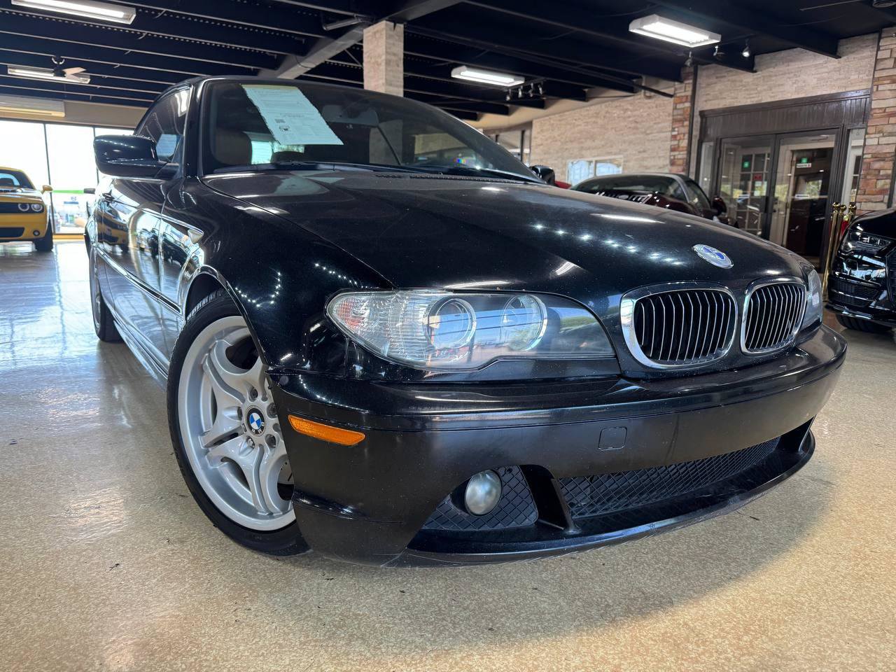 Used 2004 BMW 330Ci Convertible RWD image 1