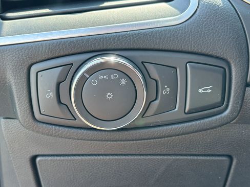 Used 2015 Ford Edge Titanium w/ Equipment Group 302A image 26