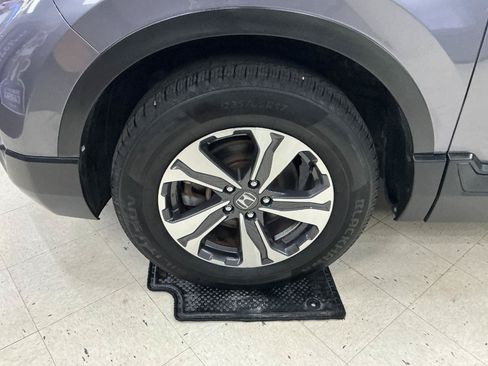 Used 2017 Honda CR-V LX image 6