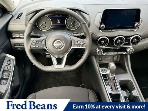 New 2025 Nissan Sentra SR image 17