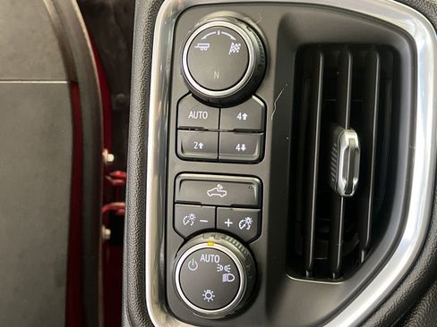 Used 2019 Chevrolet Silverado 1500 LT w/ All-Star Edition AWD/4WD image 28