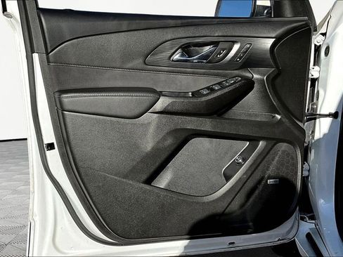 Used 2023 Chevrolet Traverse High Country w/ LPO, Floor Liner Package image 18