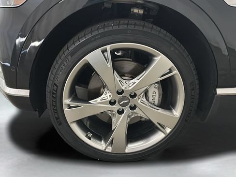 Certified 2024 Genesis GV80 2.5T w/ Prestige Package AWD/4WD image 9