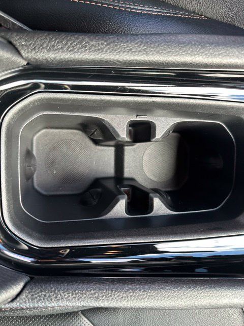 Used 2023 Jeep Compass Limited AWD/4WD image 33