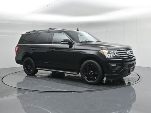 Certified 2020 Ford Expedition XLT w/ Equipment Group 202A image 39