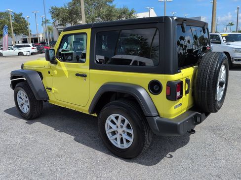 Used 2023 Jeep Wrangler Sport AWD/4WD image 7