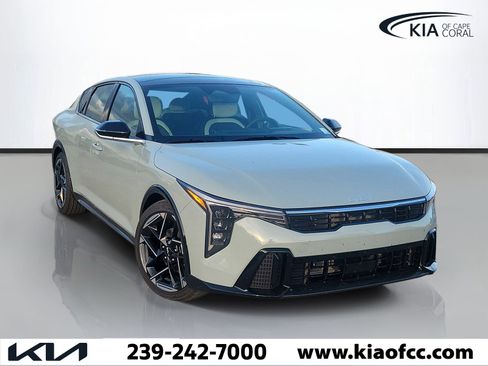 New 2026 Kia K4 EX w/ GT-Line Sunroof Package FWD image 1