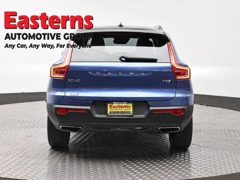 Used 2020 Volvo XC40 T5 R-Design AWD/4WD image 6