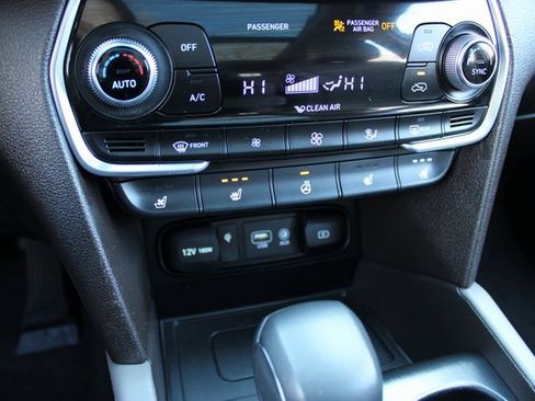 Used 2019 Hyundai Santa Fe FWD image 20