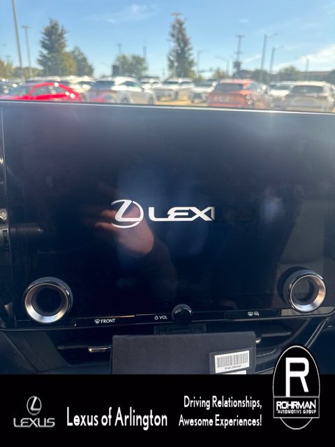 Used 2024 Lexus NX 350 AWD image 11