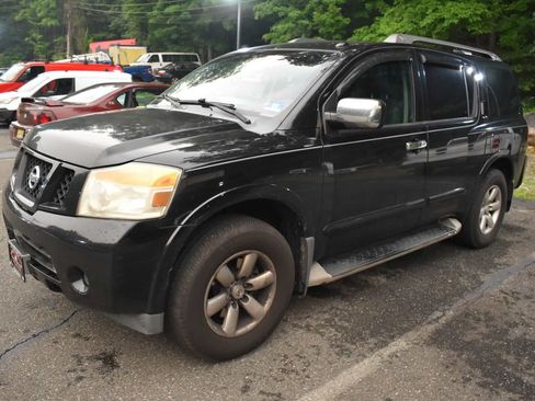 Used 2010 Nissan Armada SE AWD/4WD image 6
