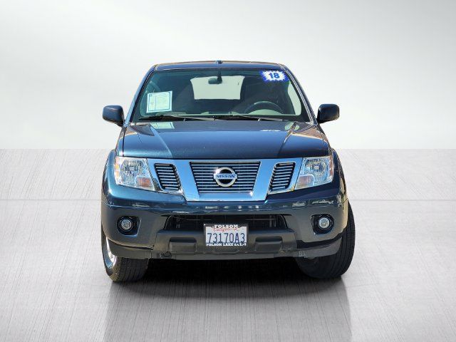 Used 2018 Nissan Frontier SV AWD/4WD image 2