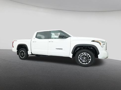 New 2025 Toyota Tundra SR5 image 28