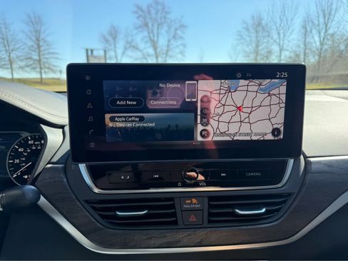 Used 2025 Nissan Altima 2.5 SL image 26